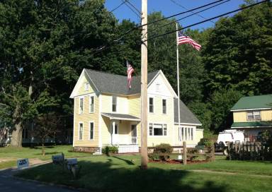 Main picture of 3906 N Main St