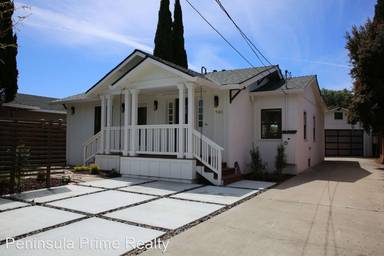 Main picture of 561 6th Ave