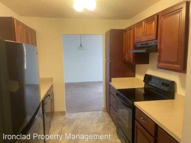 Main picture of 30 Stoneycrest Dr