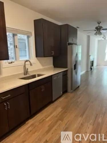 Main picture of 1465 W Cortez St