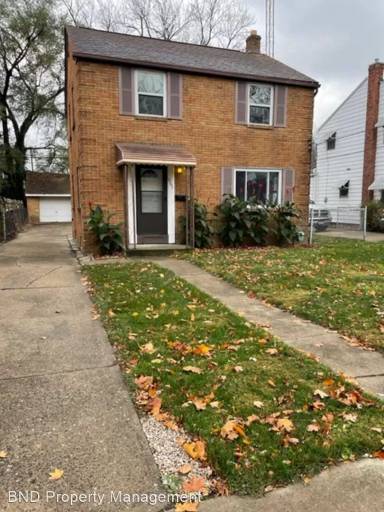 Main picture of 655 W Poinsetta Ave