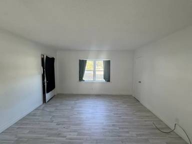 Main picture of 324 N Main St