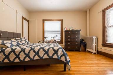 Main picture of 419-421 Washburn - 423