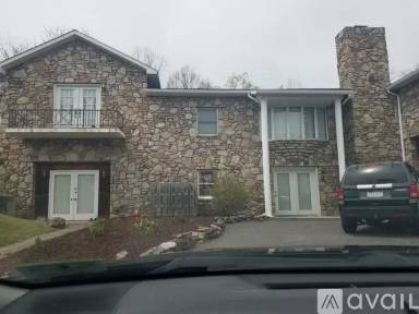 Main picture of 4436 Frankfort Hwy