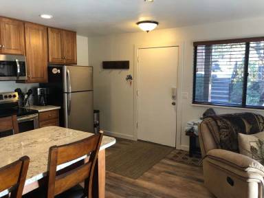 Main picture of Red Pine Condos