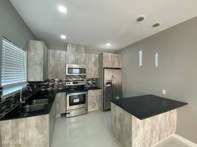 Main picture of 619 Cathedral Hl