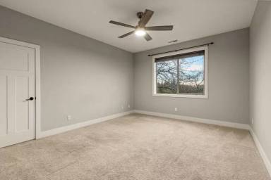 Main picture of 7898 SW Capitol Hill Rd