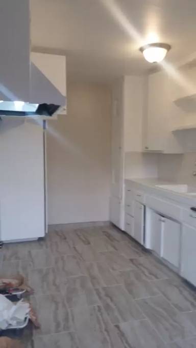 Main picture of 128 E Caldwell St