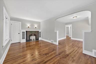 Main picture of 10608 Wadsworth Ave