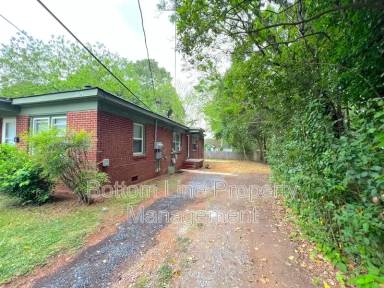 Main picture of 2831 Parkway Ave