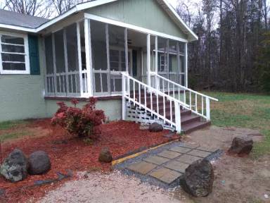 Main picture of 1189 Joe Louis Blvd