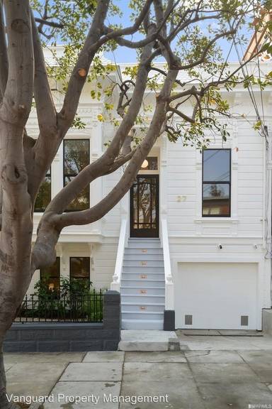 Main picture of 27 Day St