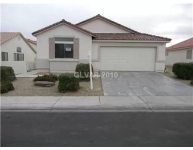 Main picture of 705 Bright Lights Ave