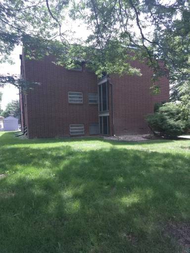 Main picture of 702 Emery St
