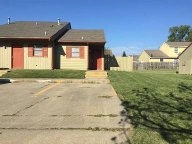 Main picture of 2807 Ridge Court - B