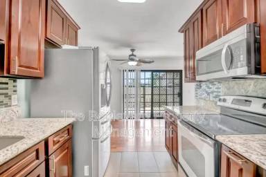 Main picture of 91-1020 Kaiau Ave