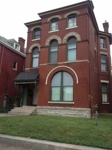 Main picture of 1147 S 2nd St