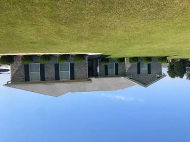 Main picture of 100 Poplar Branch Ln