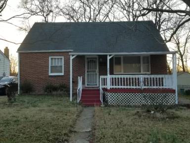 Main picture of 342 Poplar St
