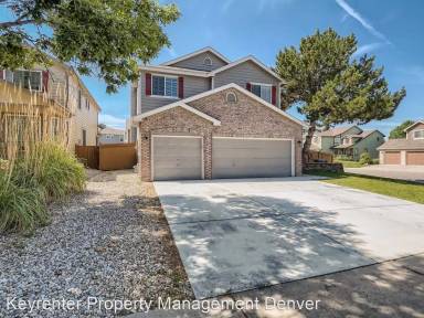 Main picture of 5070 S Olathe Cir