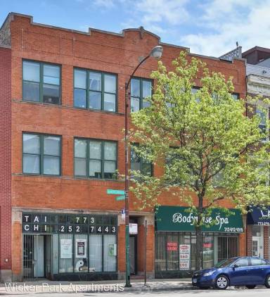 Main picture of 1121 N Ashland Ave