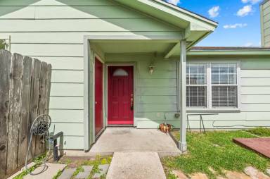 Main picture of 7202 The Mansions Dr