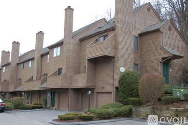 Main picture of 55 Cross St