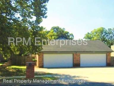 Main picture of 6022 NW 16th St
