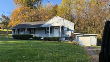 Main picture of 2753 Mercer Rd
