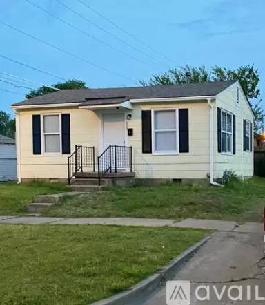 Main picture of 609 E 9th St