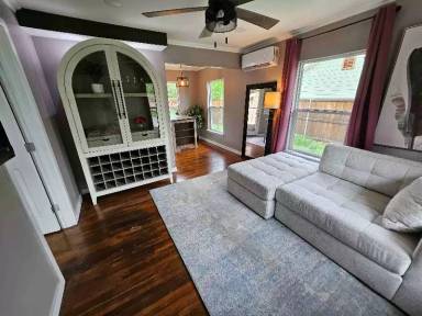 Main picture of 1420 Michial St