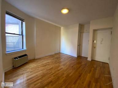 Main picture of 333 E 84th St