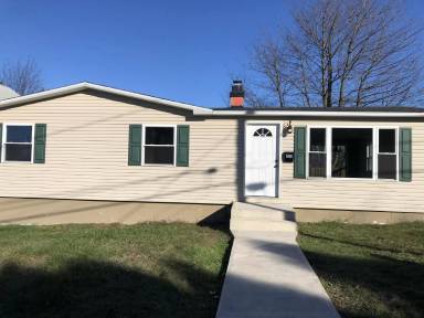 Main picture of 1111 Centre St