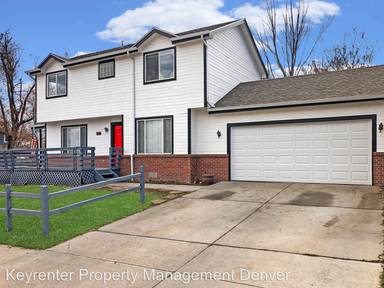 Main picture of 2497 Eaton St