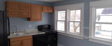 Main picture of 717 1/2 N Mulberry St