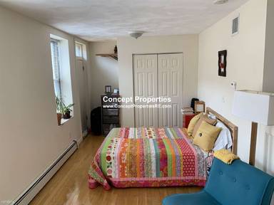 Main picture of 25 Beacon St