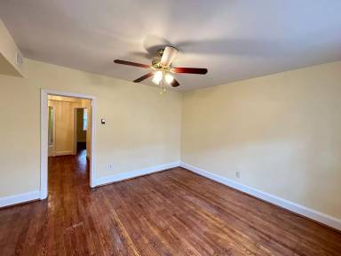 Main picture of 1227 Queen St NE