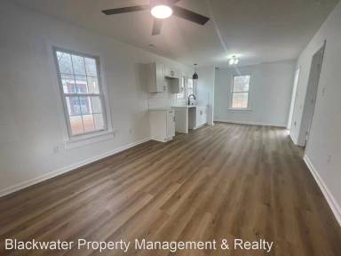 Main picture of 2212 Craig St