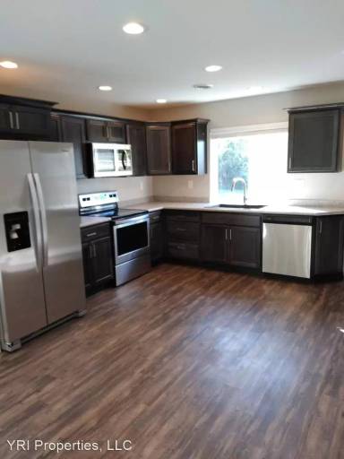 Main picture of 1113 Fishlock Ave