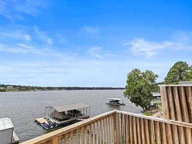 Main picture of 241 Anchor Rd