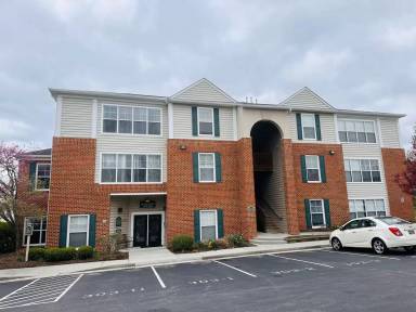 Main picture of 303 N Knollwood Dr