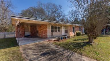 Main picture of 4941 Wilcox Way