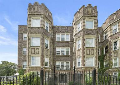 Main picture of 8056 S Champlain Ave