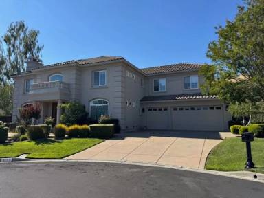 Main picture of 2175 Sky View Ct