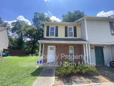 Main picture of 1587 Springleaf Pt SE