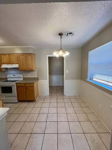 Main picture of 2124 Allenhurst St