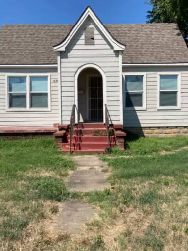 Main picture of 1420 N Yale Ave