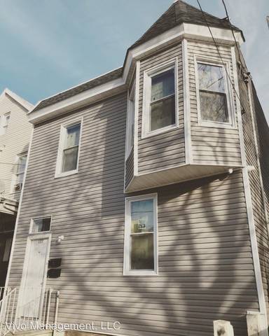Main picture of 177 Parker St
