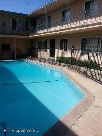 Main picture of 1822 W El Segundo Blvd