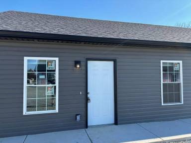 Main picture of 1355 Woodlawn Rd